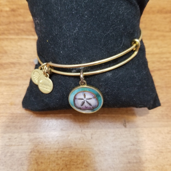 Alex and Ani Adjustable Bracelet Starfish Beautif - Picture 5 of 5